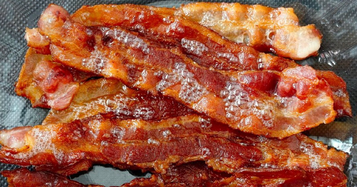 Stop Frying Bacon, Master Chef Shares The Right Way To Cook A Perfectly