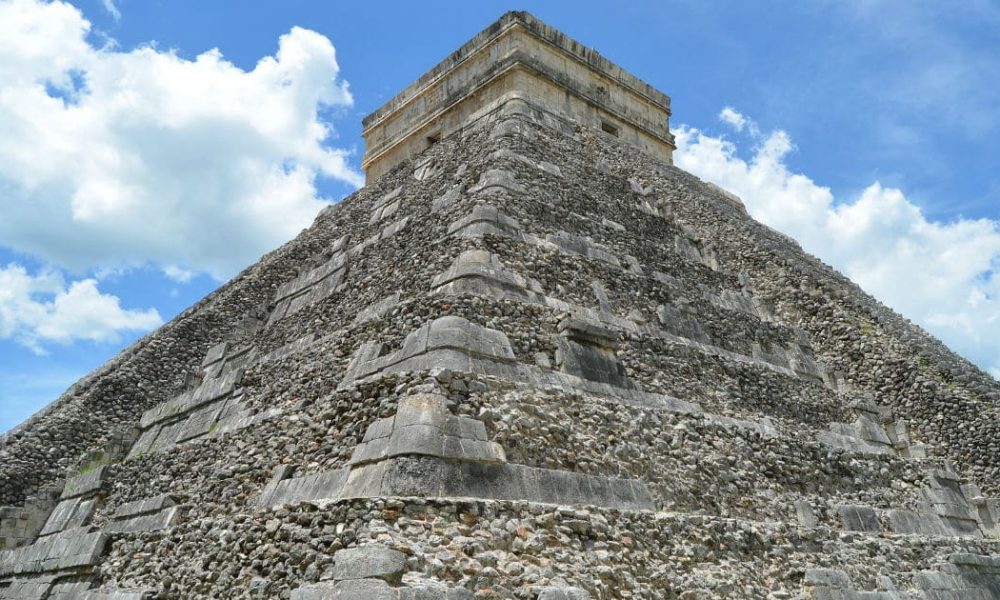 Ancient Maya Worshipped ‘Batman God’ 2,500 Years Ago Elite Readers