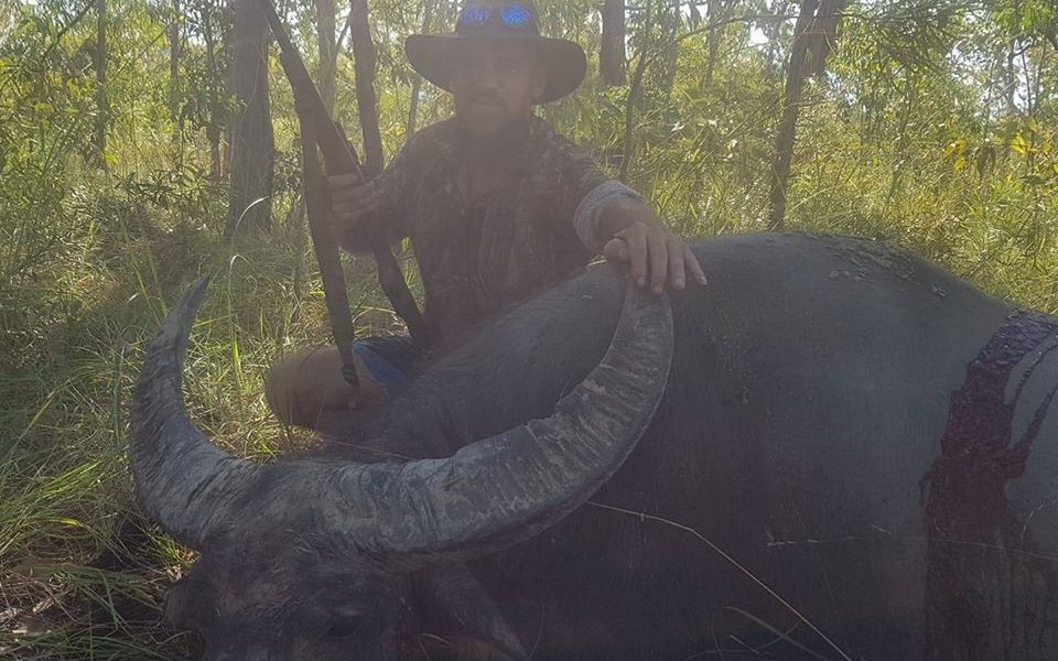 hunter-buffalo-injured